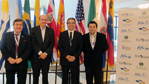 Participação de autoridades e representantes da Argentina, Paraguai, Venezuela, Espanha, México e Costa Rica, além do Brasil