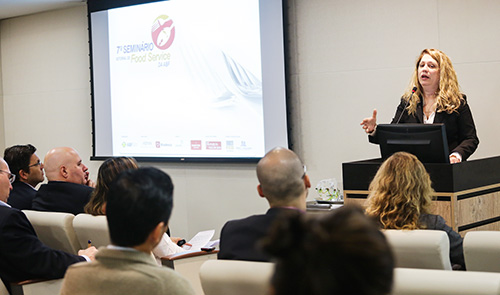 Cristina Franco Presidente da ABF no Seminário de Food Service 2013