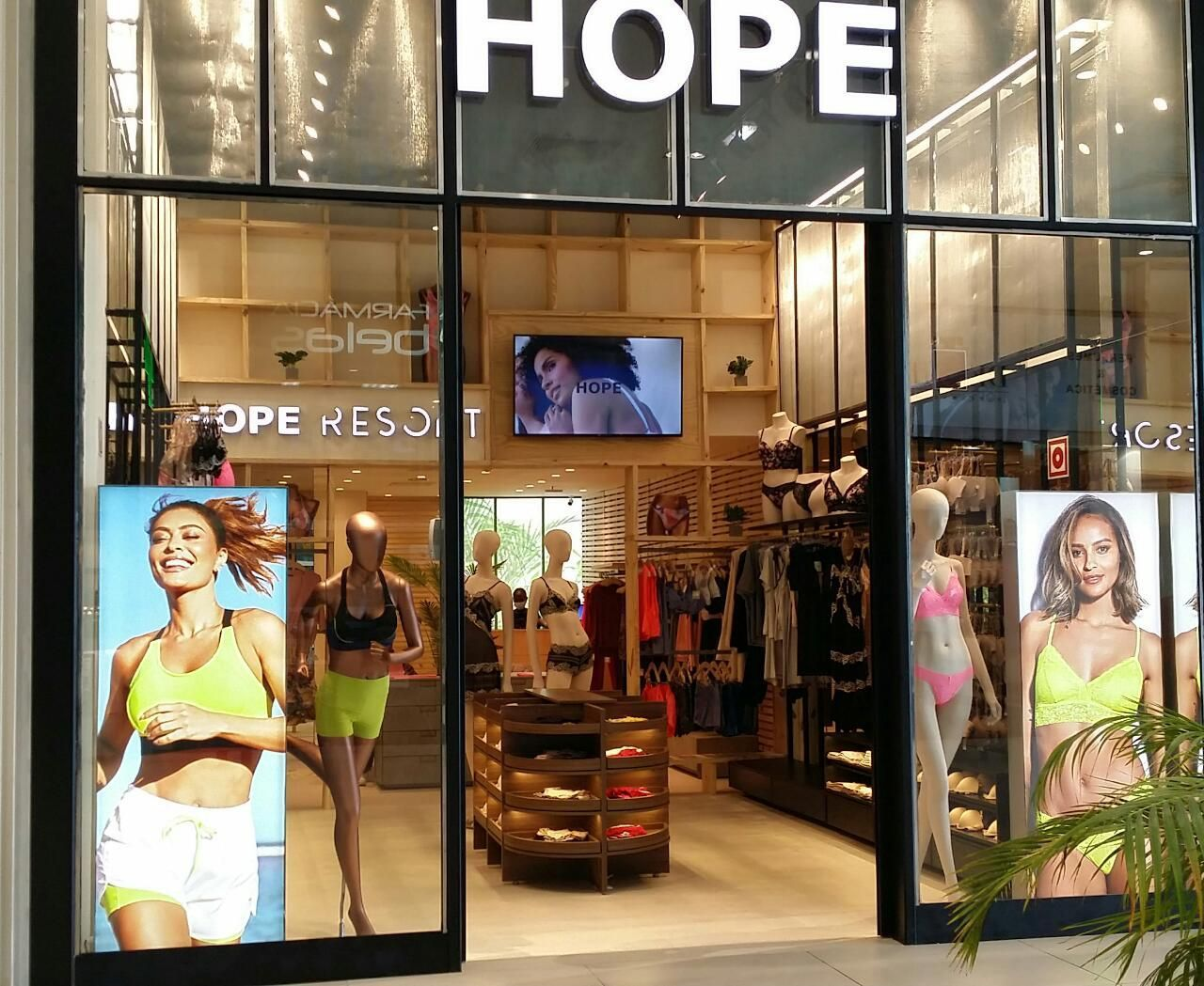 Hope opens first unit in Angola and begins its expansion to the African continent