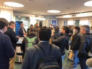  No tour guiado, Grupo ABF visita a rede Warby Parker.