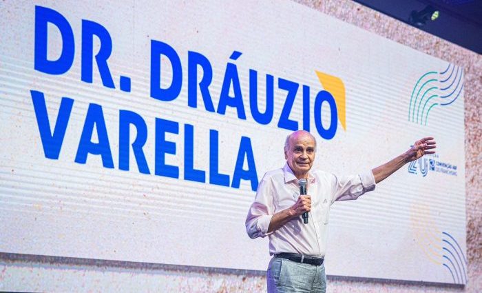 Dr. Dráuzio Varella trata de relações pessoais e de trabalho em Convenção ABF