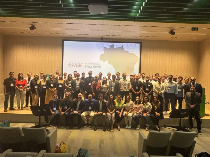 Vice-governador de Minas Gerais participa de Encontro Regional com ...